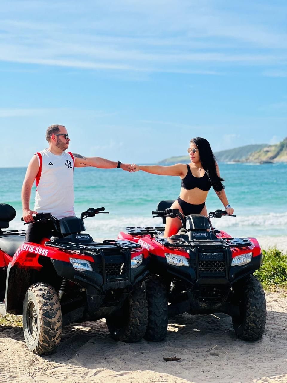 Passeio de quadriciclo na praia